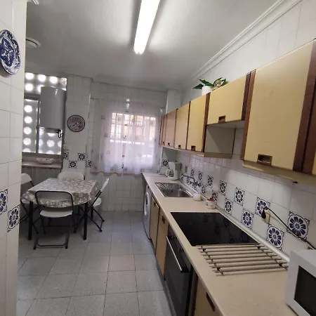 Amplio Piso Junto A Playa Victoria * Кадис
