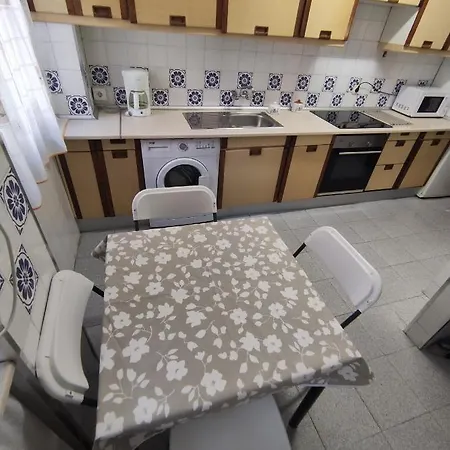 Amplio Piso Junto A Playa Victoria Апартаменты