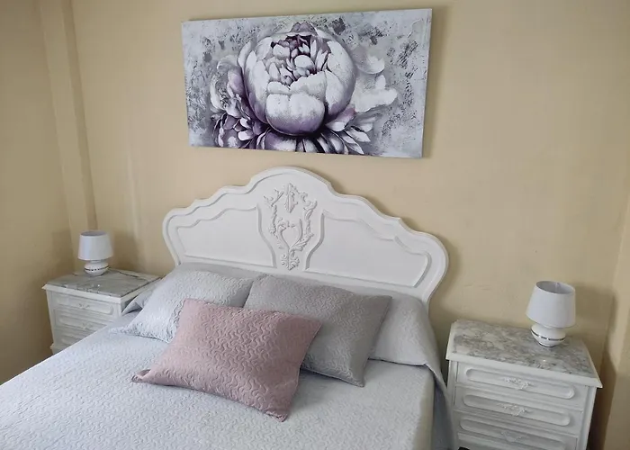 Апартаменти Amplio Piso Junto A Playa Victoria *