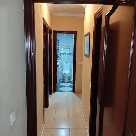 Amplio Piso Junto A Playa Victoria Appartamento *