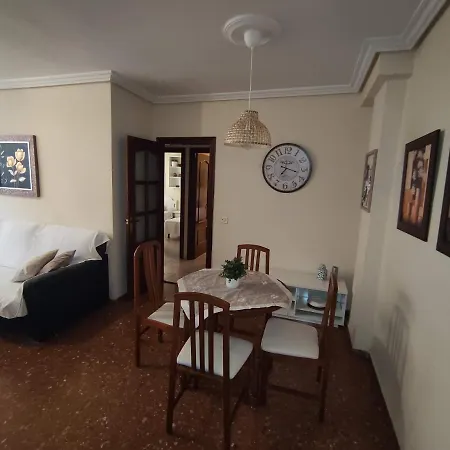Amplio Piso Junto A Playa Victoria Appartamento